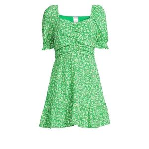 Woman’s Puff Sleeve Dress